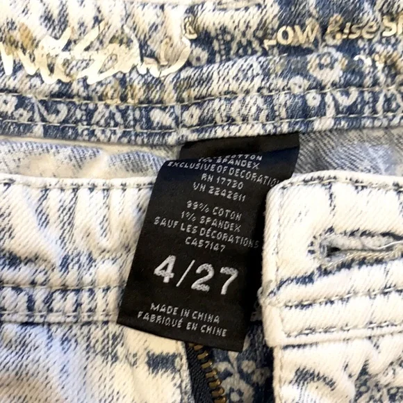 Woman Jean Boho Shorts - Picture 5 of 7